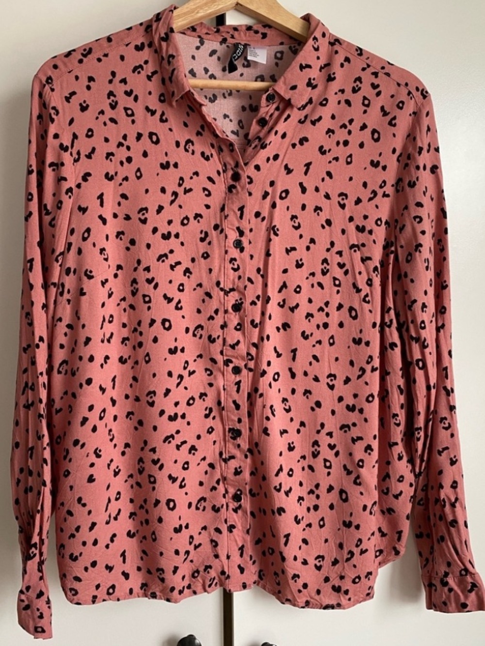 H&M Dusty Pink Cheetah Print Button-Down Collared Shirt